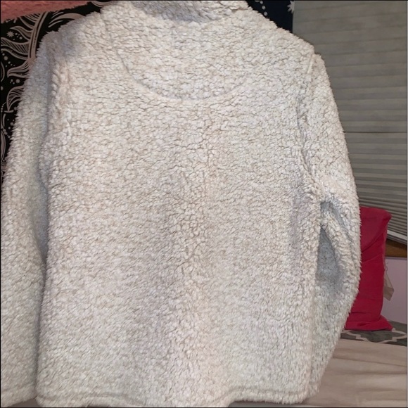 Sherpa Quarter Zip - Picture 3 of 4